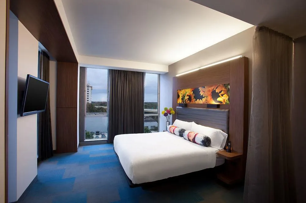 Aloft Orlando Downtown Hotel 3*,